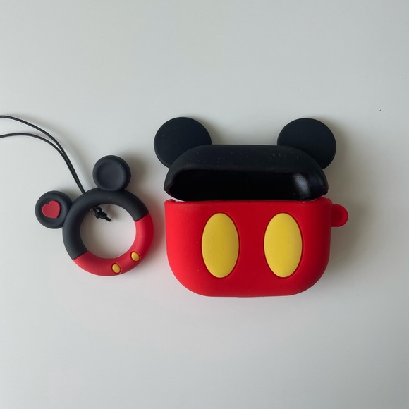 3D Mickey Disneys AirPod generation 3 Case - Picture 2 of 3